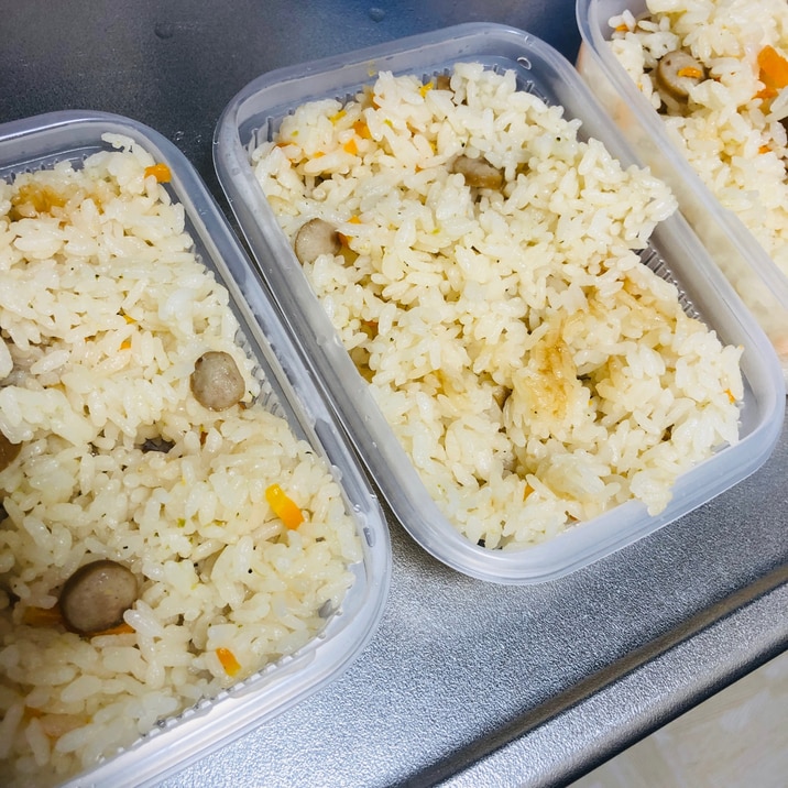炊き込みご飯の冷凍保存の仕方 レシピ 作り方 By ろーるけーき 楽天レシピ 炊き込みご飯の冷凍保存の仕方 レシピ 作り方 By ろーるけーき 楽天レシピ